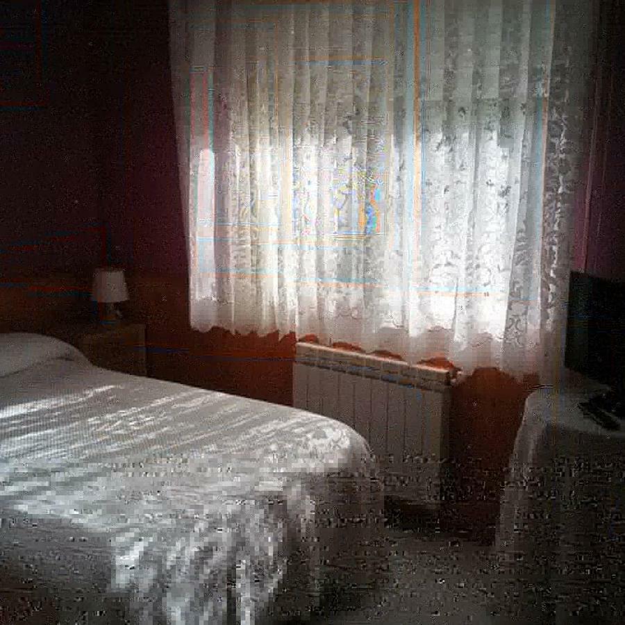 Hostal El Venero Сотильо-де-ла-Адрада Экстерьер фото