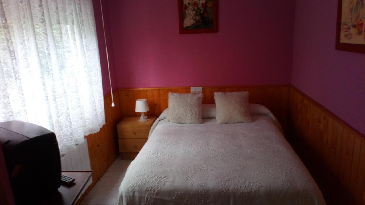 Hostal El Venero Сотильо-де-ла-Адрада Экстерьер фото